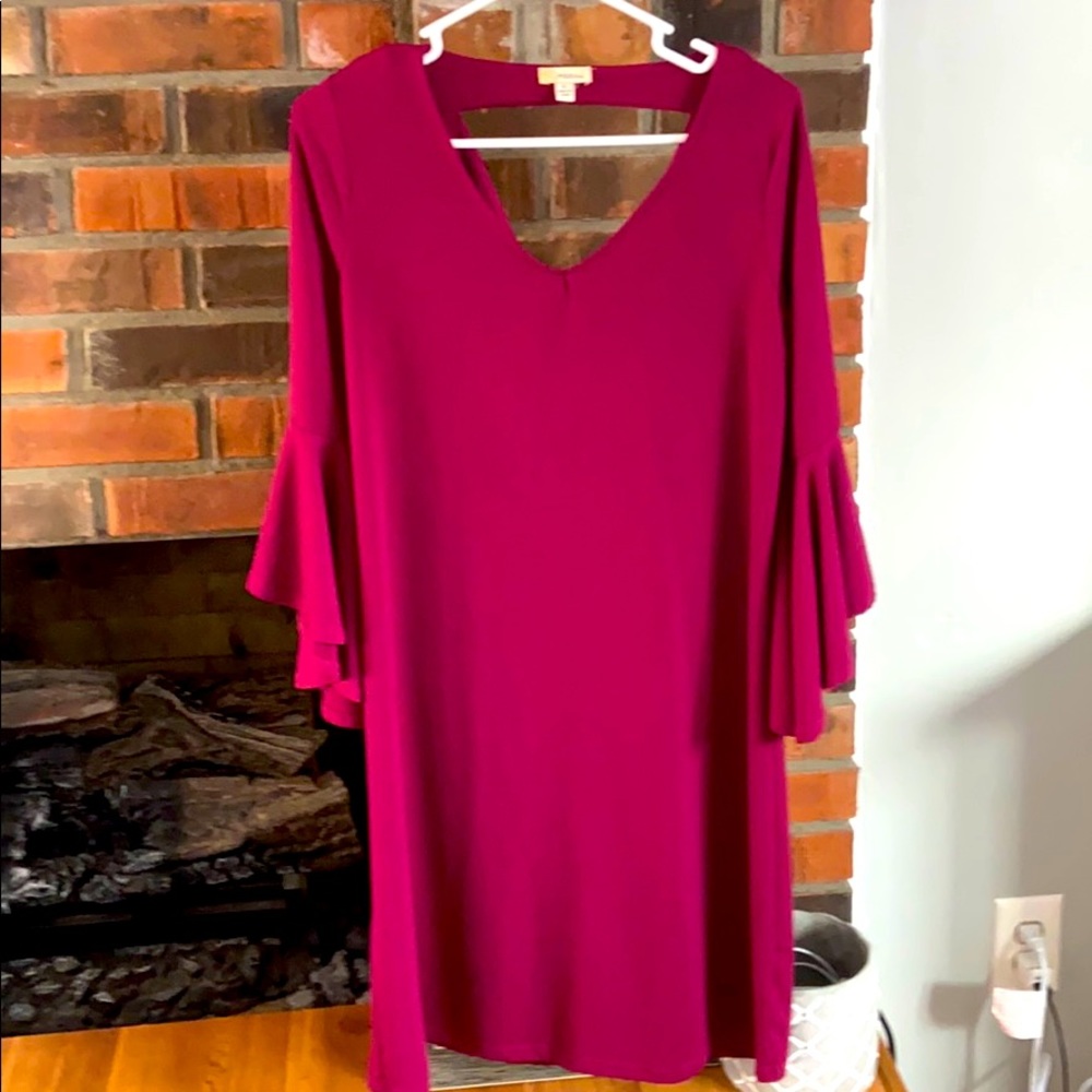 Very pretty maroon dress